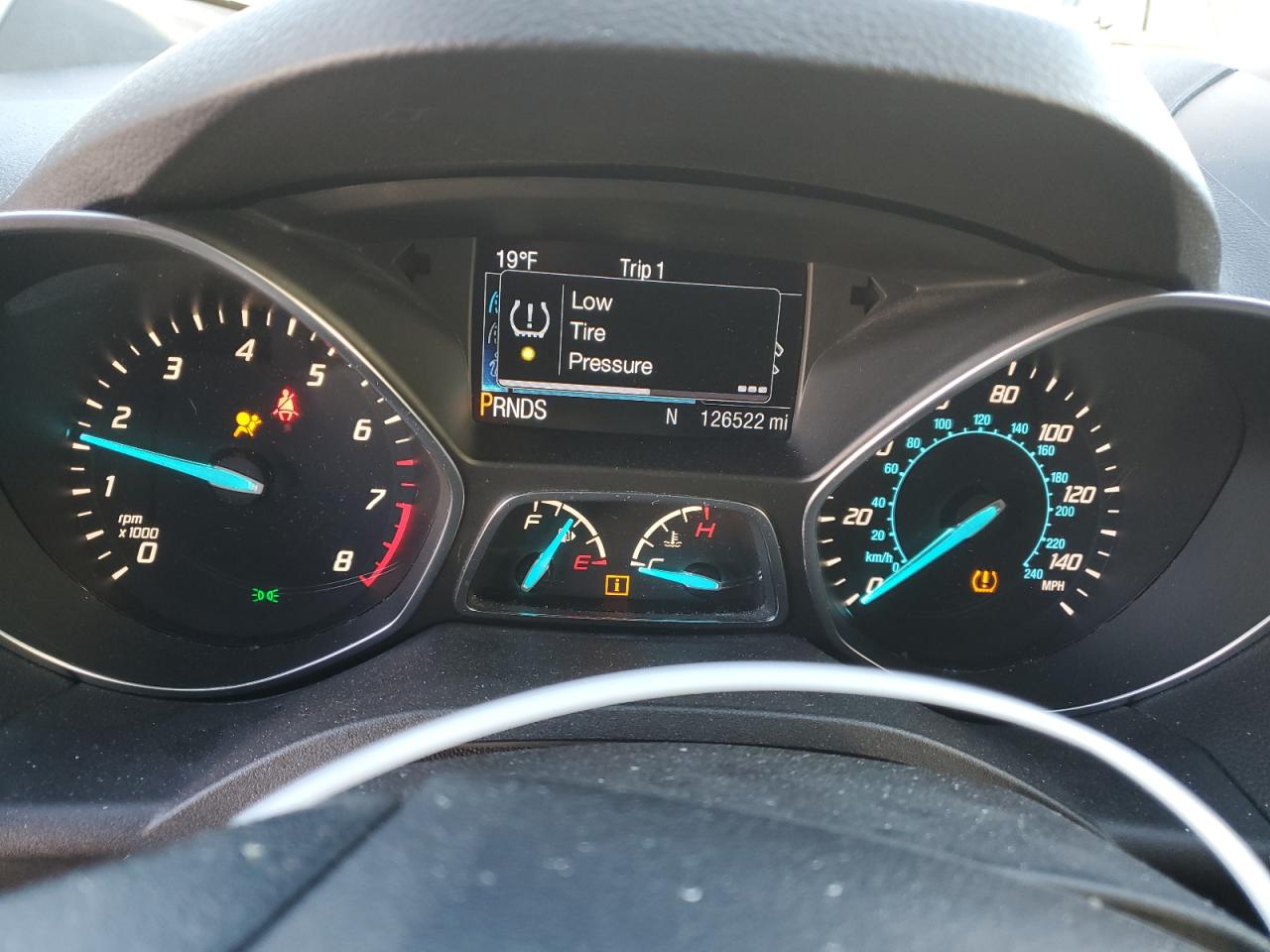 2016 Ford Escape VIN 1FMCU0GXXGUB46215 Copart auction photo, rear end / side damage thumbnail 9