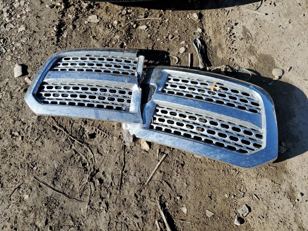 2017 RAM 1500 VIN 1C6RR6NT2HS836418 Copart auction photo, front end damage thumbnail 12