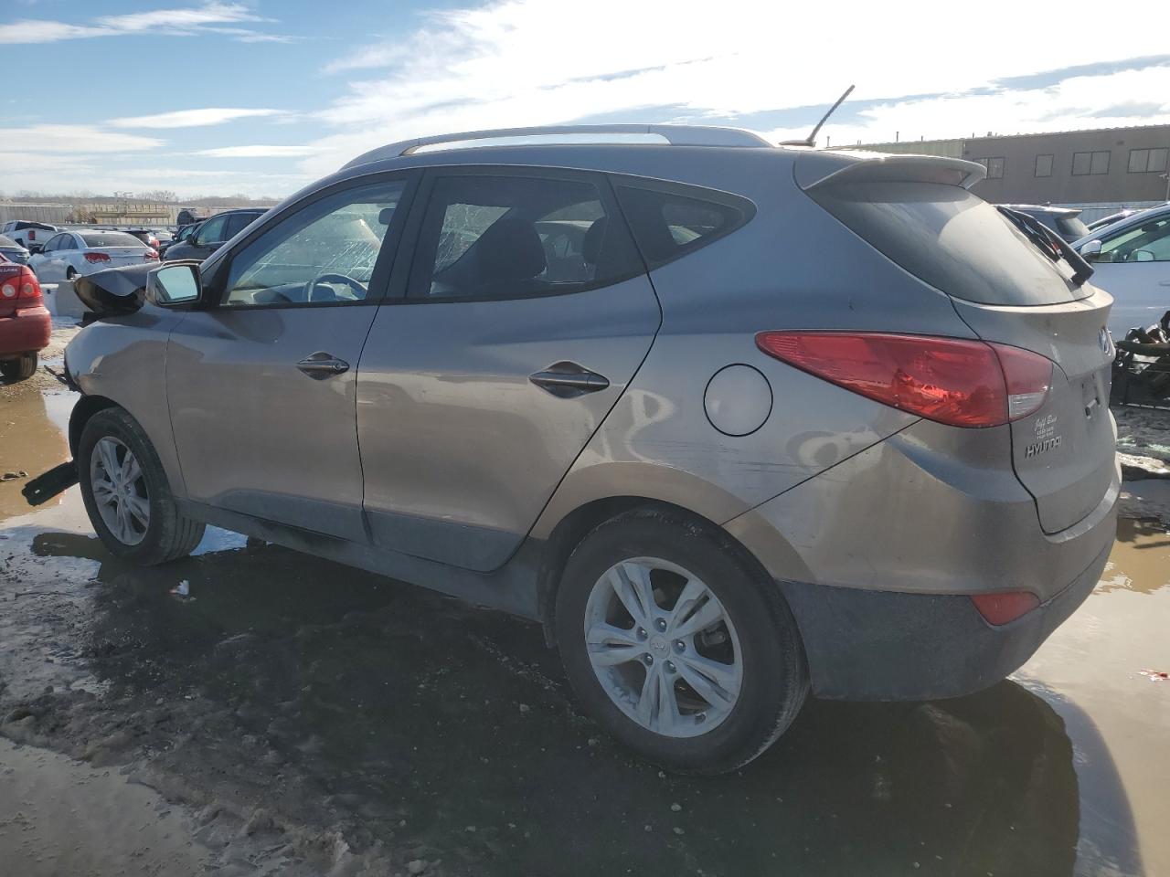 2011 Hyundai Tucson VIN KM8JU3AC0BU206364 Copart auction photo, front end damage thumbnail 2