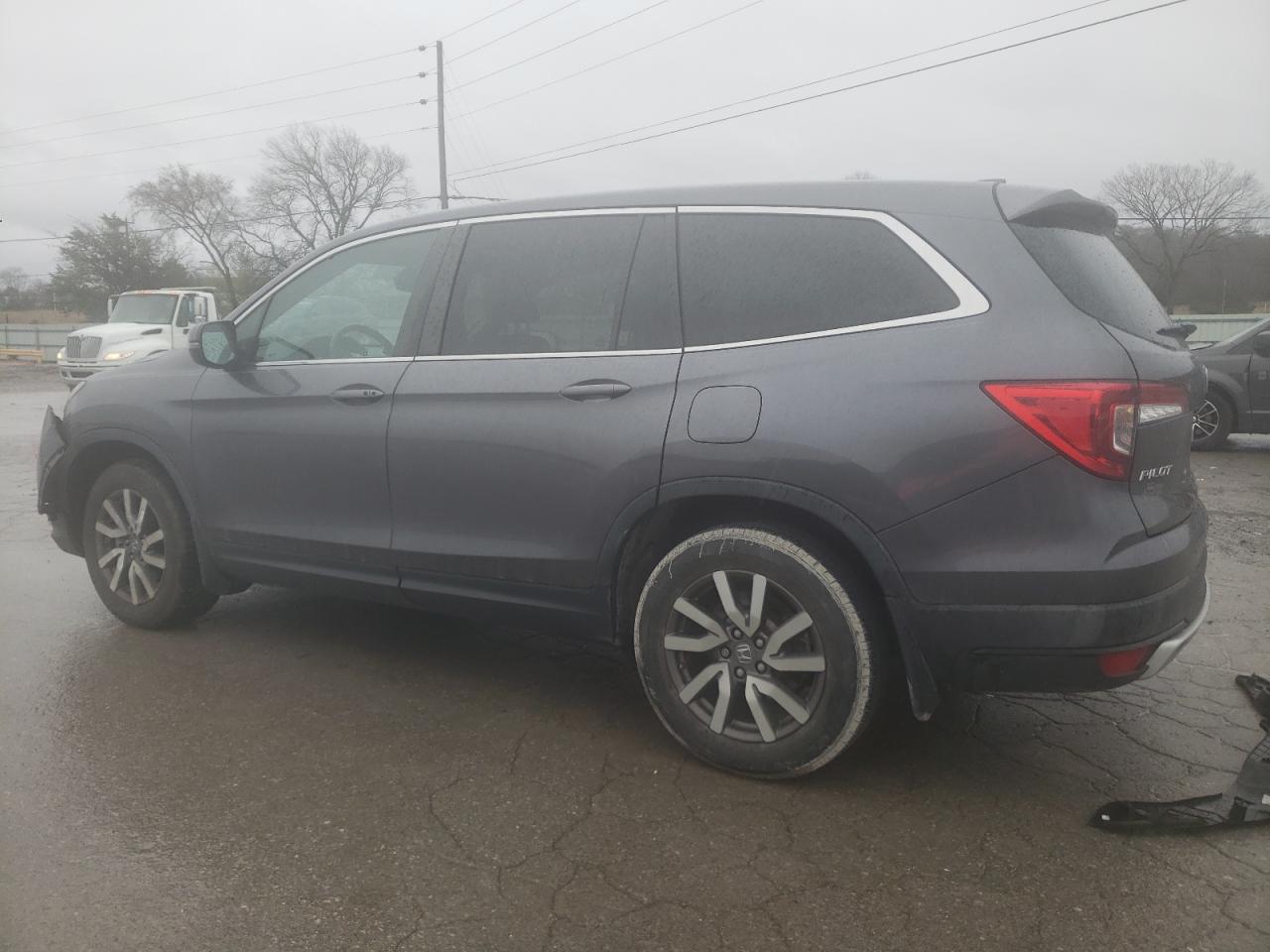 2021 Honda Pilot VIN 5FNYF5H58MB024424 Copart auction photo, front end damage thumbnail 2