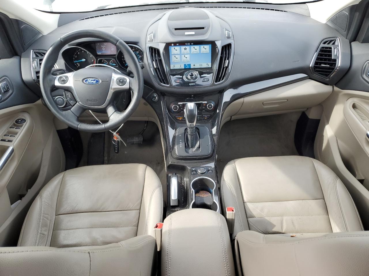 2016 Ford Escape VIN 1FMCU9JX1GUB44723 Copart auction photo, front end / minor dent/scratches damage thumbnail 8