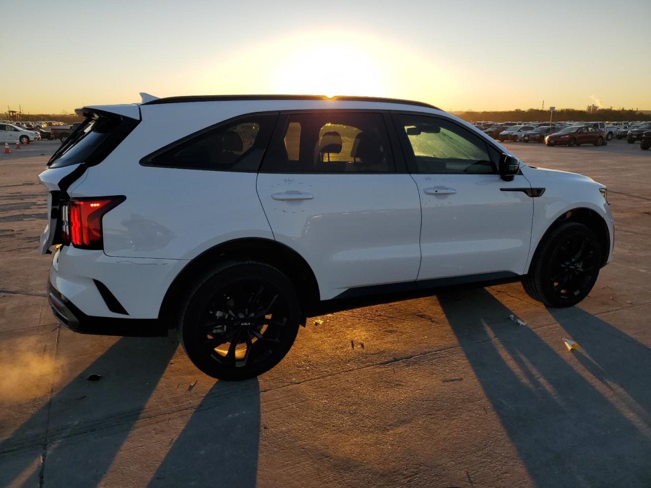 2023 KIA Sorento VIN 5XYRK4LF3PG244075 Copart auction photo, rear end damage thumbnail 3