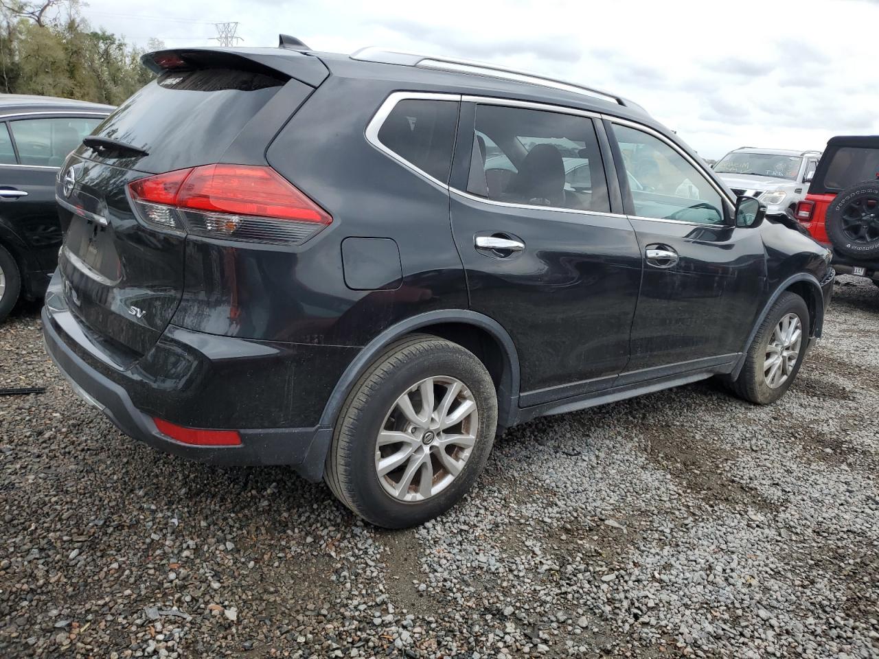2017 Nissan Rogue VIN JN8AT2MT3HW131688 Copart auction photo, front end / side damage thumbnail 3
