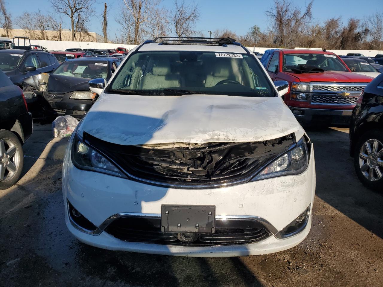 2018 Chrysler Pacifica VIN 2C4RC1N75JR118238 Copart auction photo, burn - engine / all over damage thumbnail 5