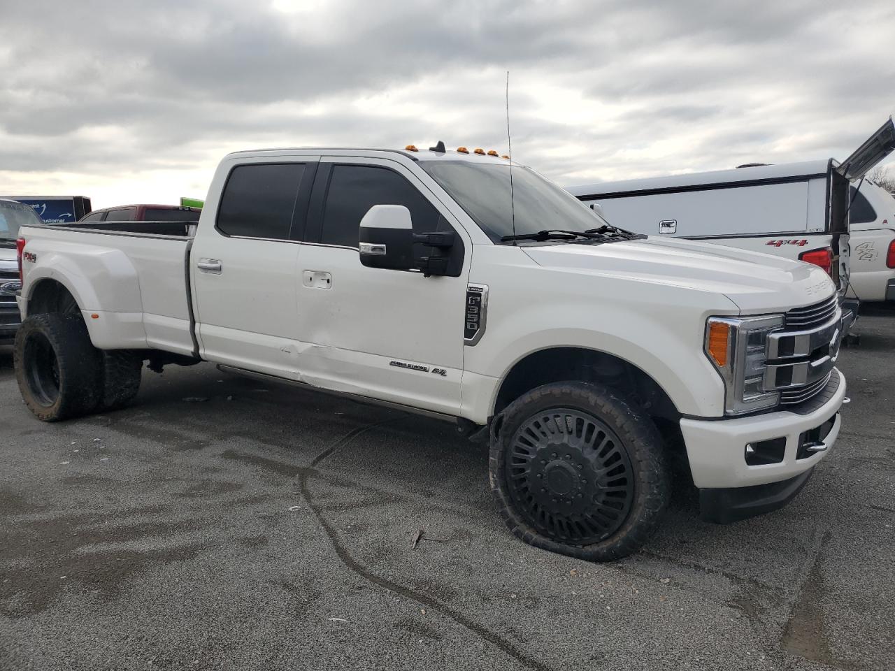 2019 Ford F350 VIN 1FT8W3DT9KEG65587 Copart auction photo, side damage thumbnail 4