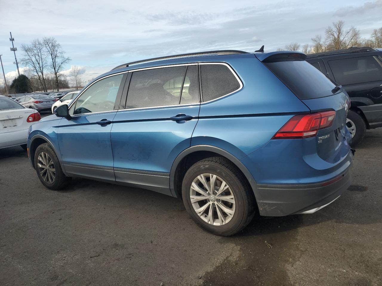 2019 Volkswagen Tiguan VIN 3VV2B7AX3KM141671 Copart auction photo, rear end damage thumbnail 2