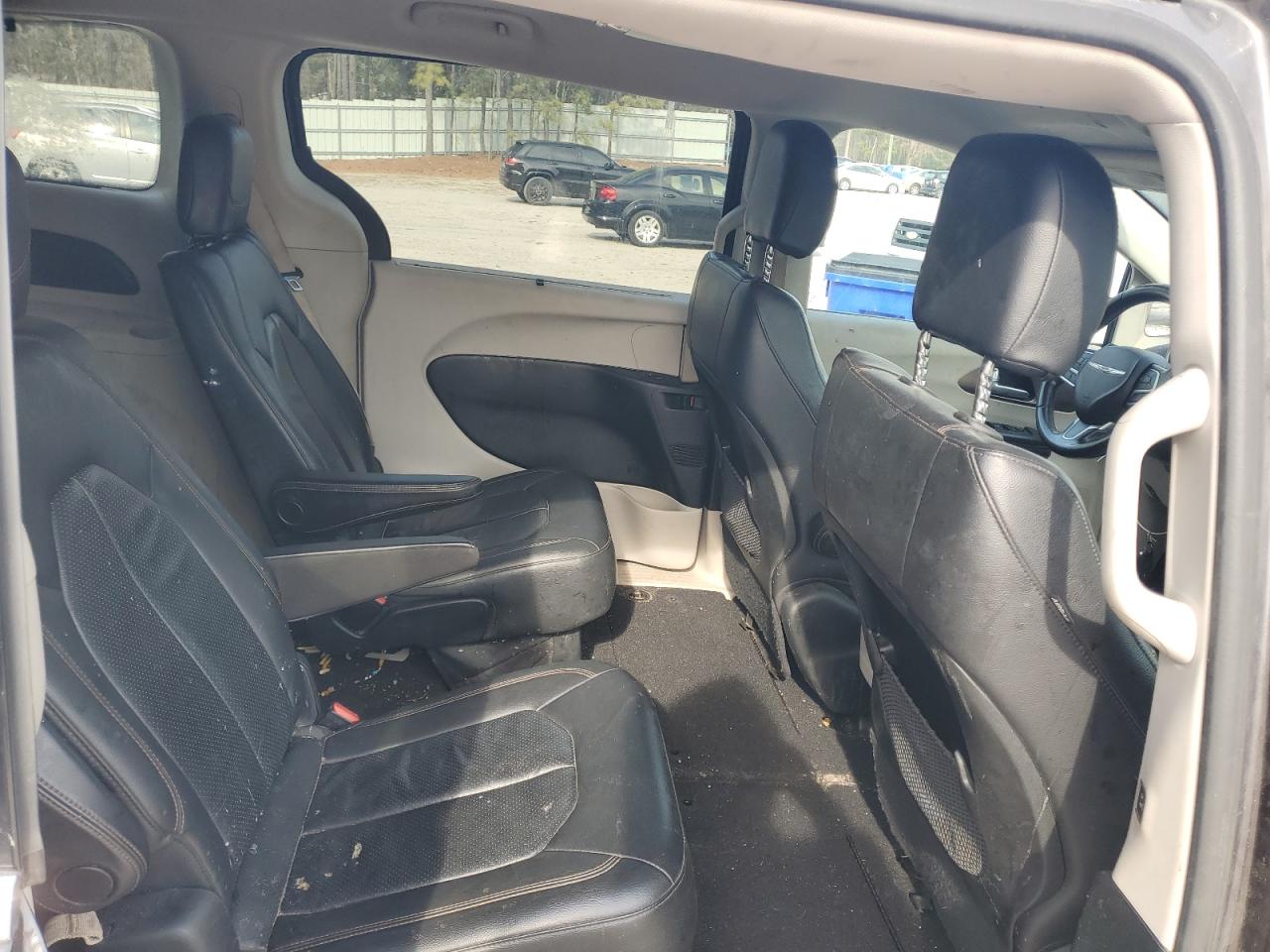 2018 Chrysler Pacifica VIN 2C4RC1BG0JR204609 Copart auction photo, front end / side damage thumbnail 11