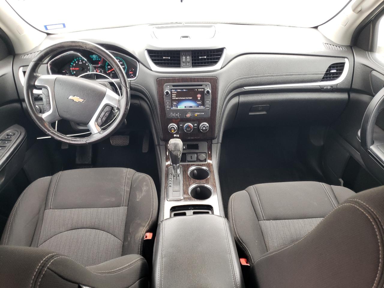 2015 Chevrolet Traverse VIN 1GNKRGKD1FJ276284 Copart auction photo, front end / minor dent/scratches damage thumbnail 8