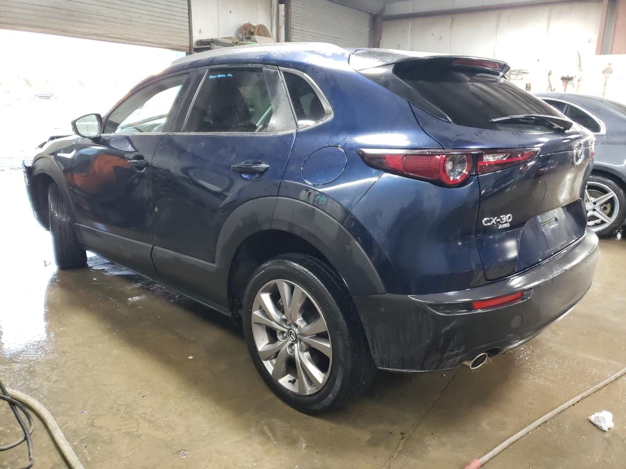 2022 Mazda CX-30 VIN 3MVDMBBL6NM415609 Copart auction photo, front end damage thumbnail 2