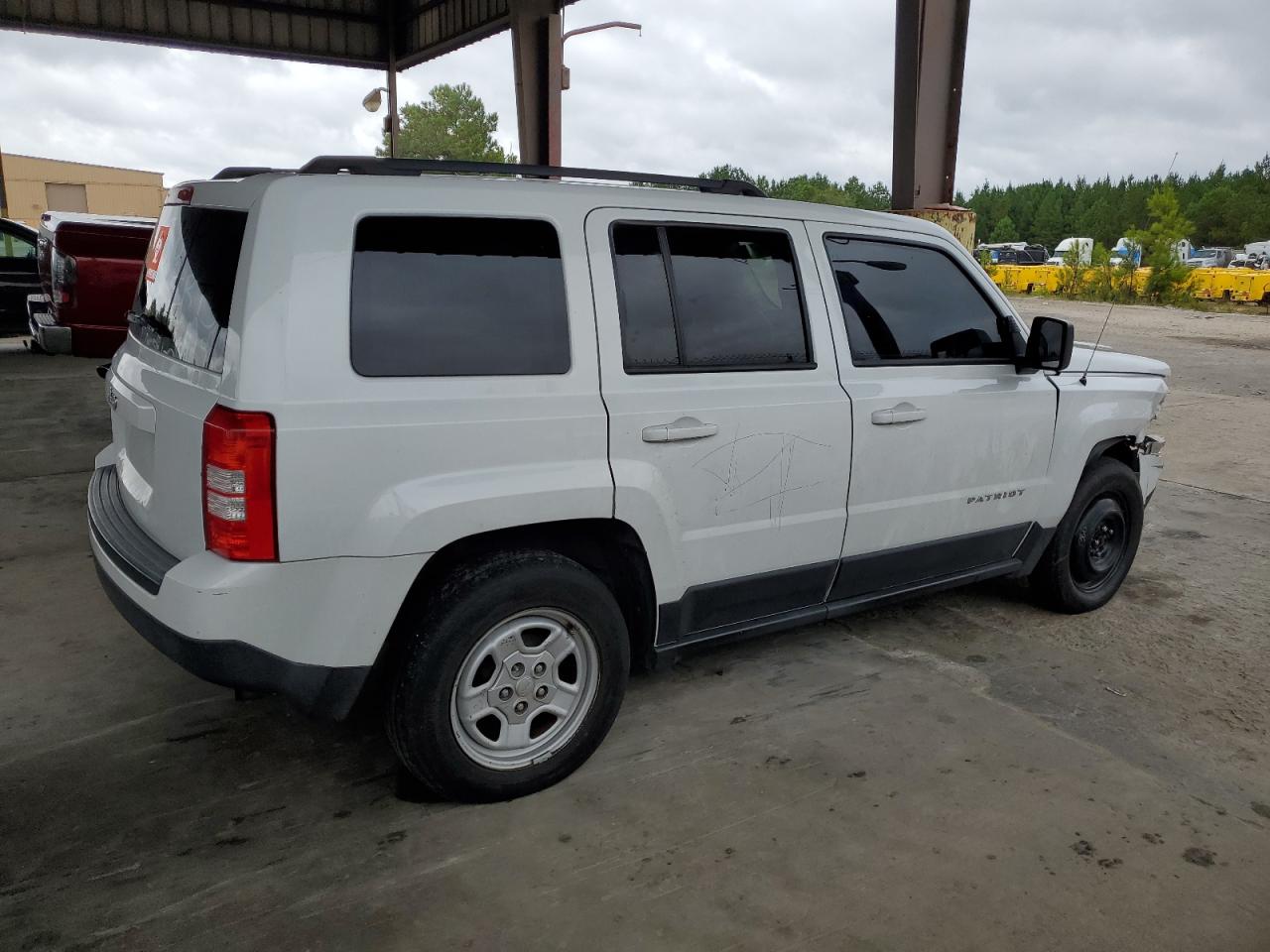 2014 Jeep Liberty (Patriot) VIN 1C4NJPBB4ED917307 Copart auction photo, front end damage thumbnail 3