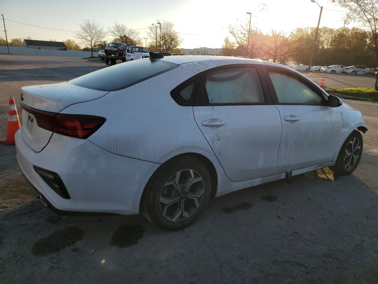 2021 KIA Forte VIN 3KPF24AD9ME411097 Copart auction photo, front end damage thumbnail 3