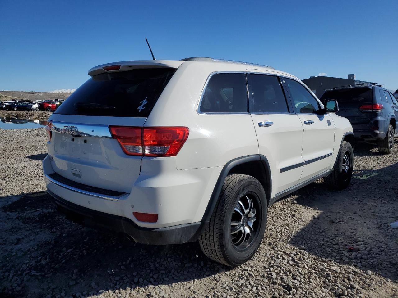 2012 Jeep Grand Cherokee VIN 1C4RJFBT8CC273236 Copart auction photo, front end damage thumbnail 3