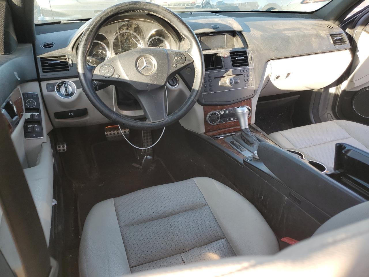 2011 Mercedes-Benz C-klasse VIN WDDGF5EB5BR177149 Copart auction photo, front end damage thumbnail 8