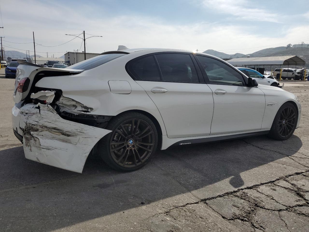 2014 BMW 5er VIN WBA5B1C53ED481033 Copart auction photo, rear end / front end damage thumbnail 3