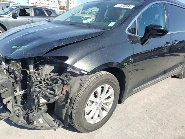 2019 Chrysler Pacifica VIN 2C4RC1BG9KR731291 Copart auction photo, front end damage thumbnail 14