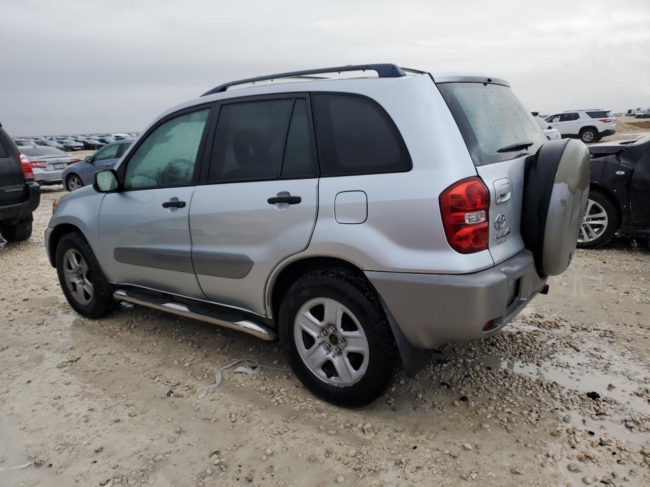 2004 Toyota RAV 4 VIN JTEHD20V446013346 Copart auction photo, rear end damage thumbnail 2