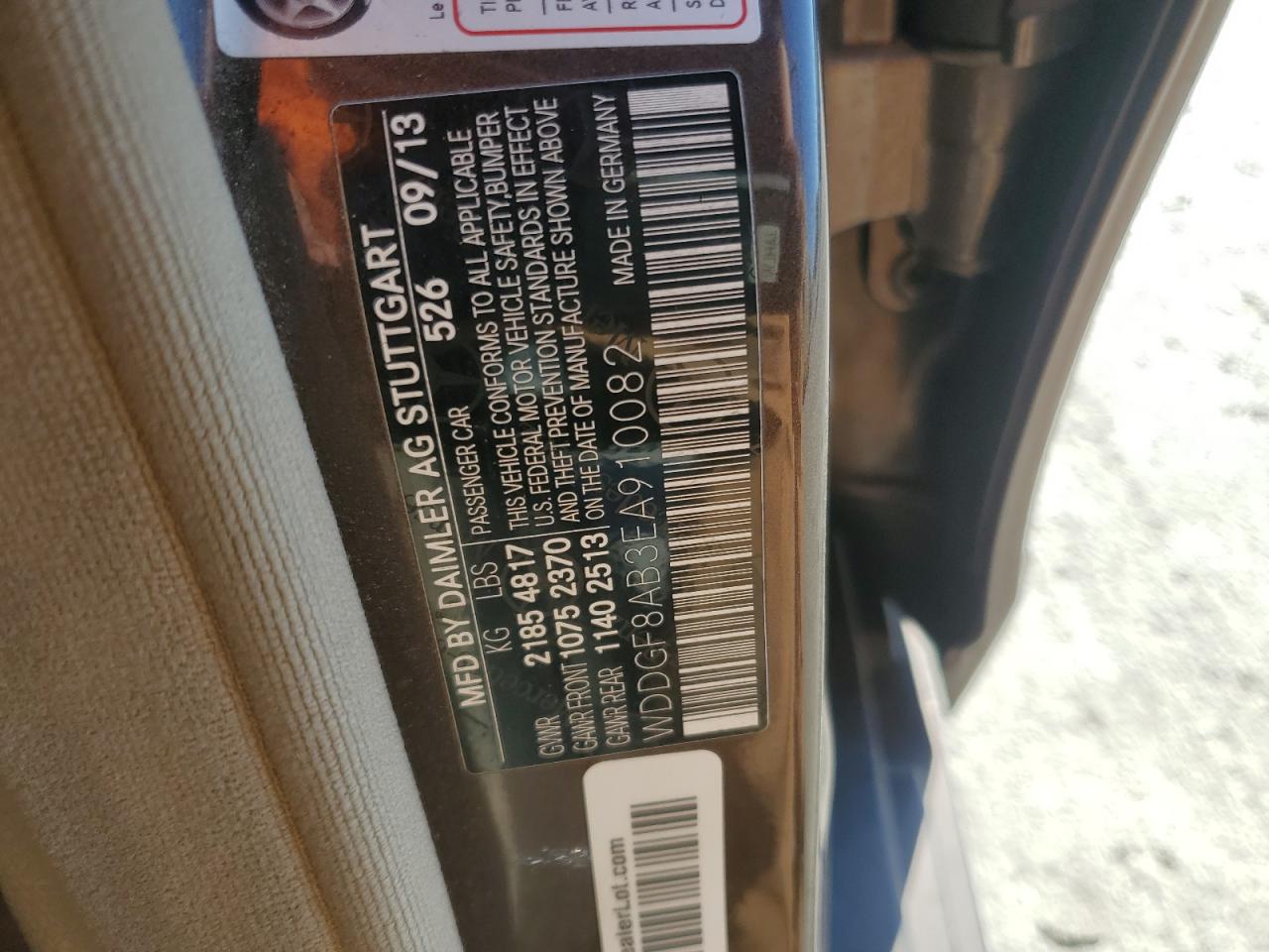 2014 Mercedes-Benz C-klasse VIN WDDGF8AB3EA910082 Copart auction photo, front end / minor dent/scratches damage thumbnail 13