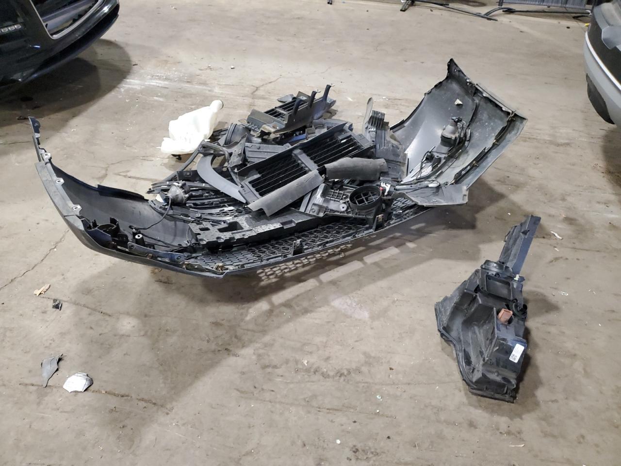 2017 GMC Acadia VIN 1GKKNSLAXHZ294786 Copart auction photo, front end damage thumbnail 13