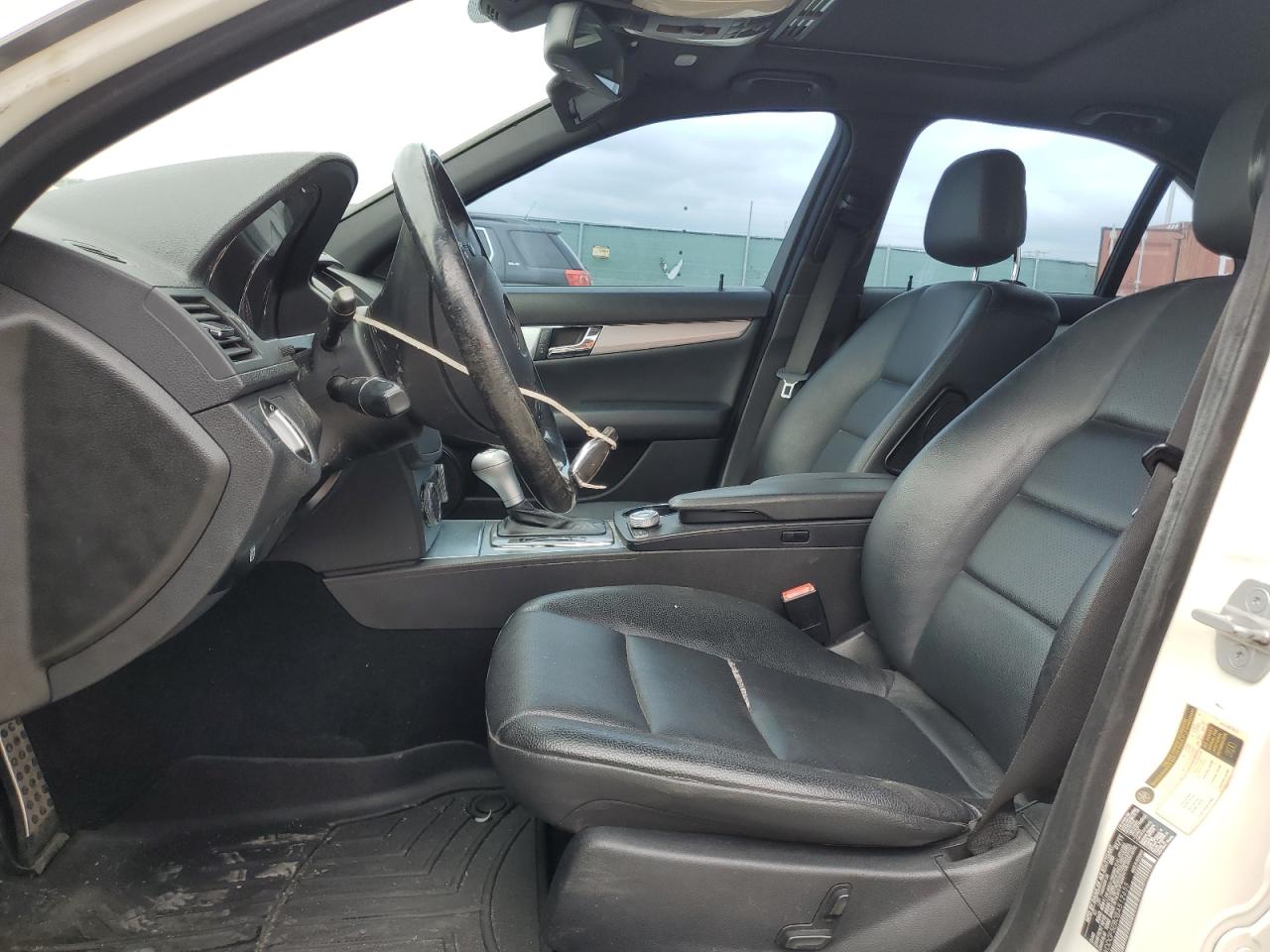 2011 Mercedes-Benz C-klasse VIN WDDGF5EB0BA512655 Copart auction photo, front end damage thumbnail 7