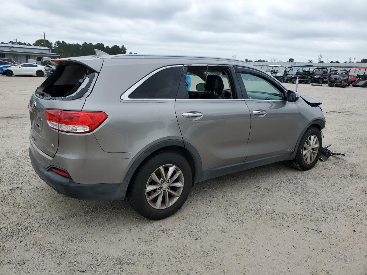 2017 KIA Sorento VIN 5XYPGDA32HG277197 Copart auction photo, all over damage thumbnail 3