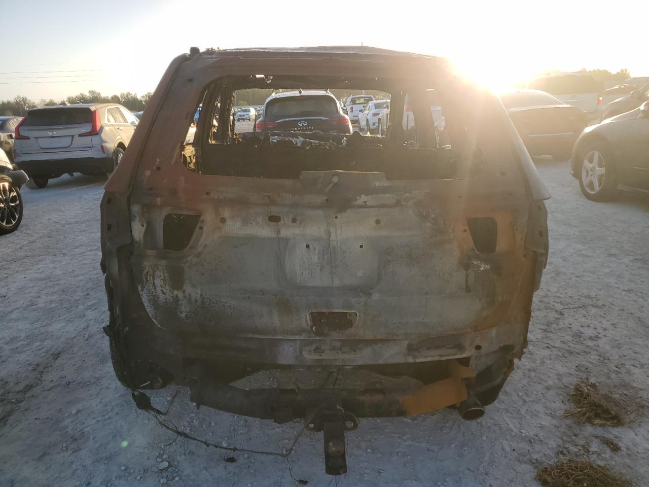 2015 Jeep Grand Cherokee VIN 1C4RJEBG3FC137274 Copart auction photo, water/flood damage thumbnail 6
