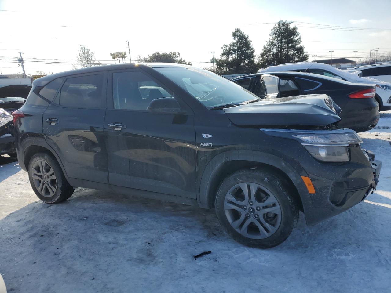 2023 KIA Seltos VIN KNDEPCAA6P7430708 Copart auction photo, front end damage thumbnail 4