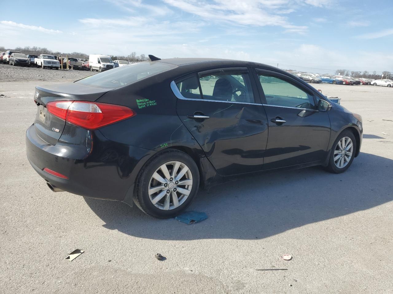 2015 KIA Forte VIN KNAFX4A88F5265730 Copart auction photo, rear end / front end damage thumbnail 3