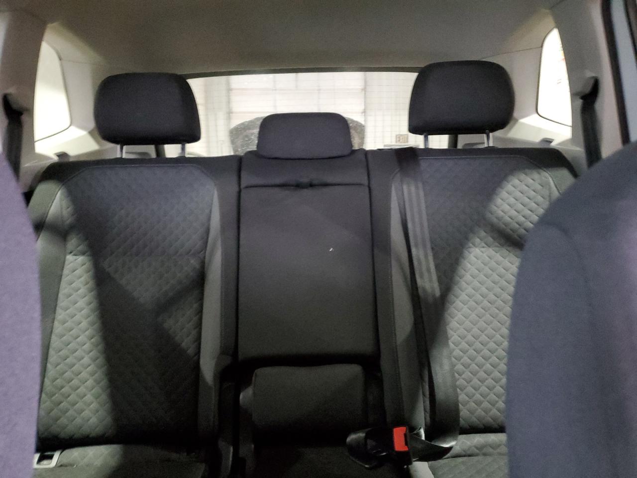 2018 Volkswagen Tiguan VIN 3VV0B7AX3JM099654 Copart auction photo, front end damage thumbnail 10