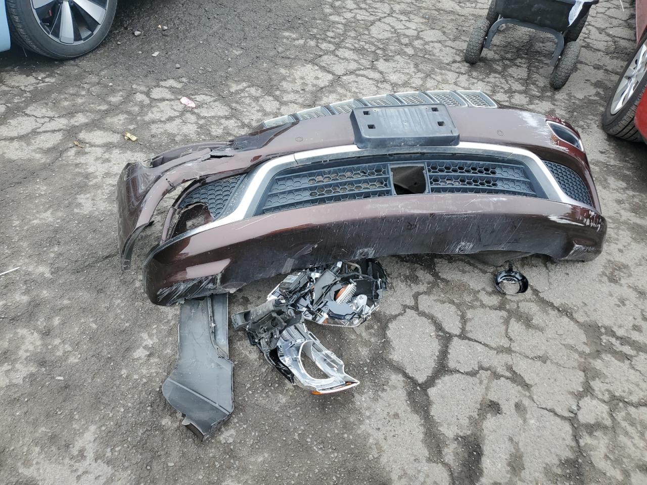 2015 Jeep Grand Cherokee VIN 1C4RJFJG3FC680874 Copart auction photo, front end / side damage thumbnail 13