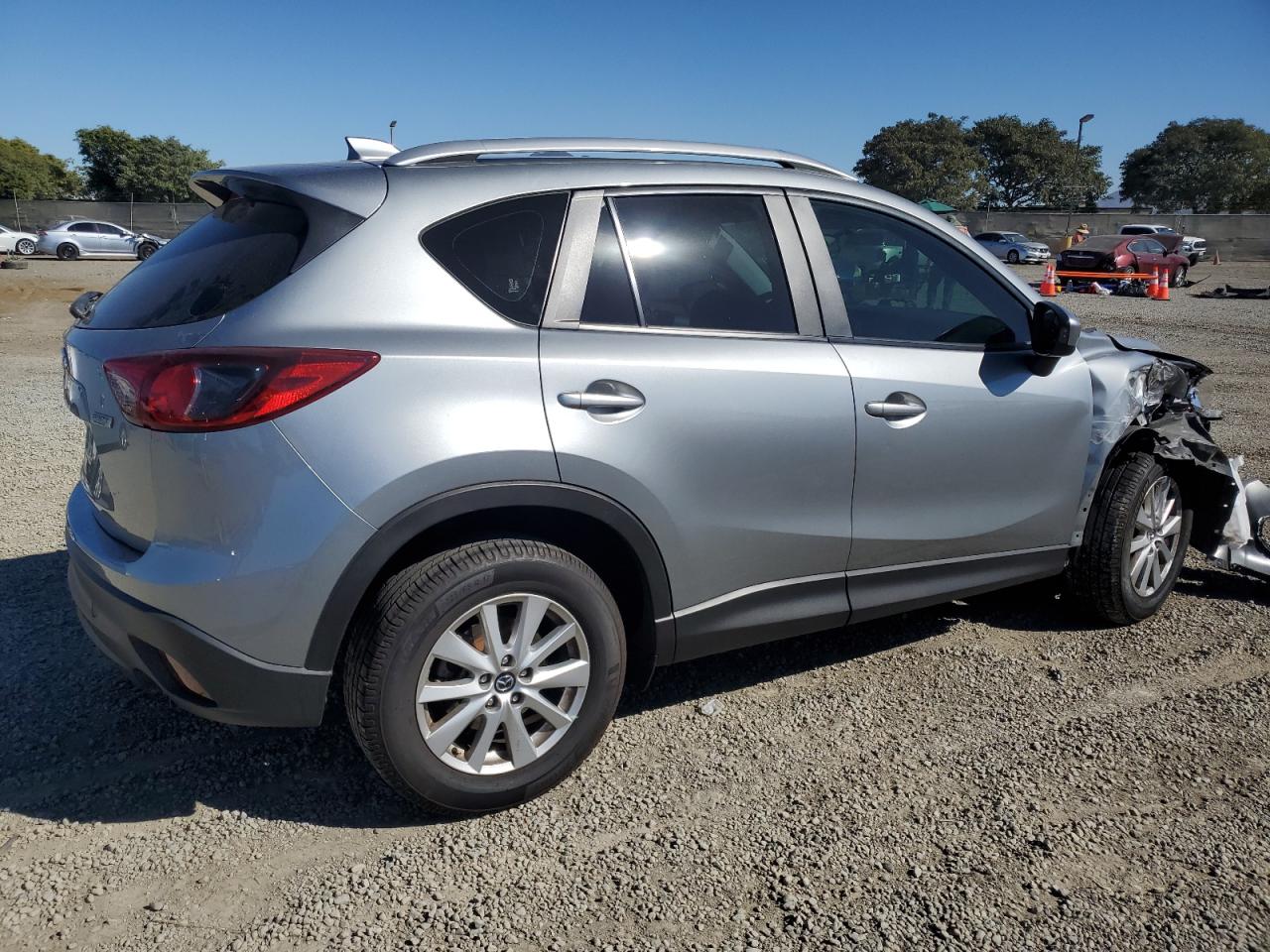 2014 Mazda CX-5 VIN JM3KE2BE5E0346185 Copart auction photo, front end damage thumbnail 3