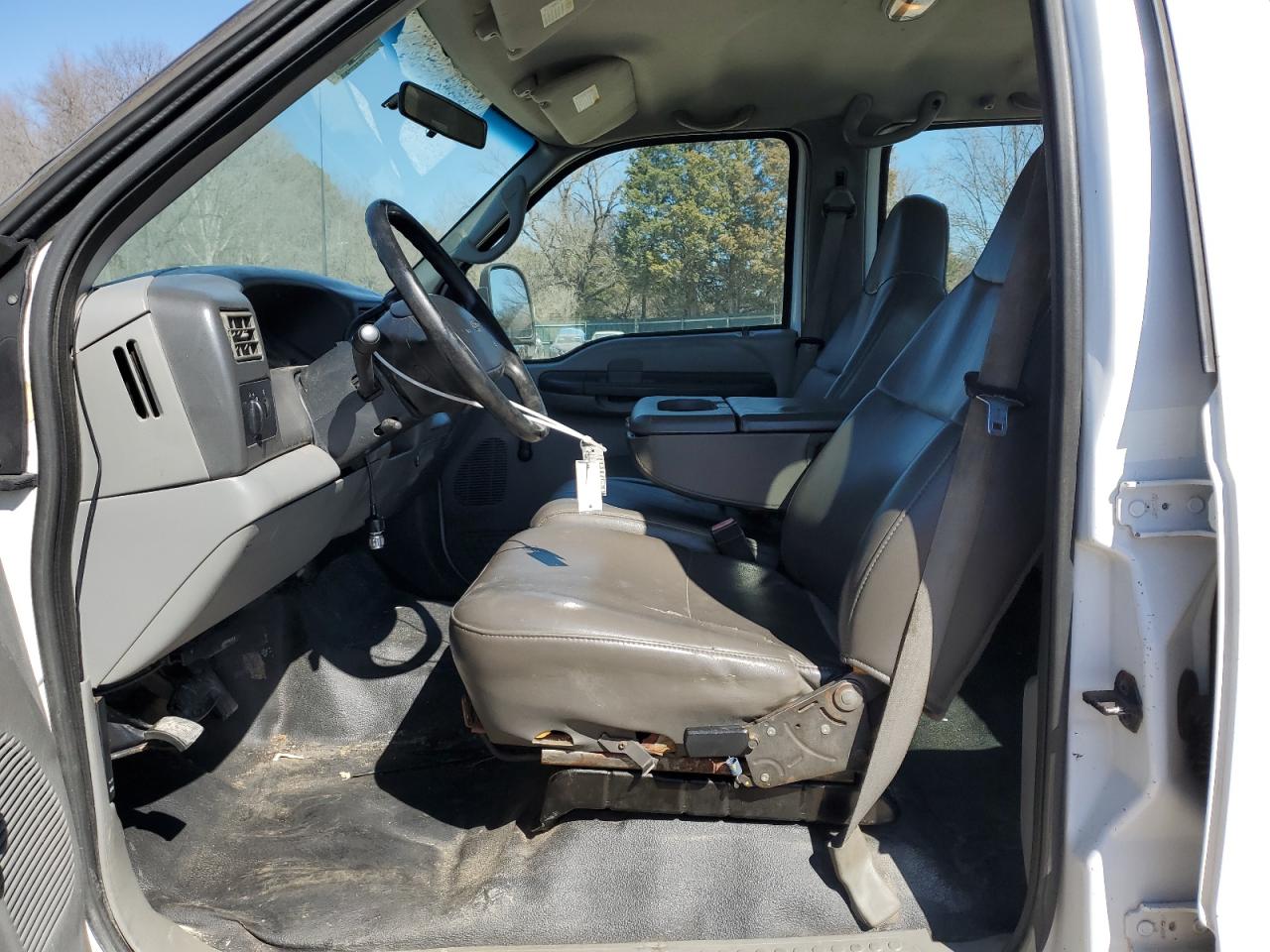 2002 Ford F250 VIN 1FTNW20F32EC06987 Copart auction photo, rear end damage thumbnail 7