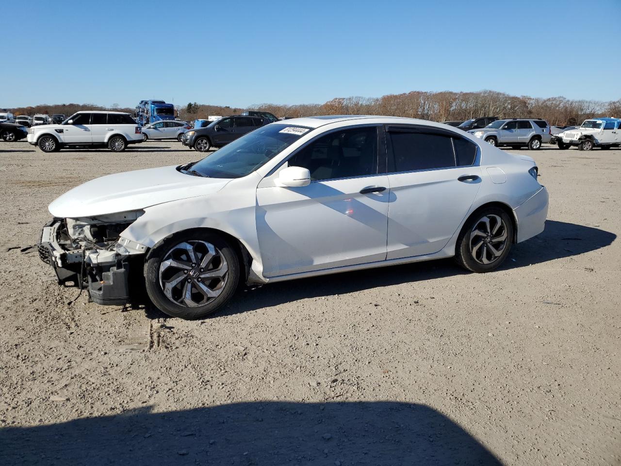 2017 Honda Accord VIN 1HGCR2F93HA211981