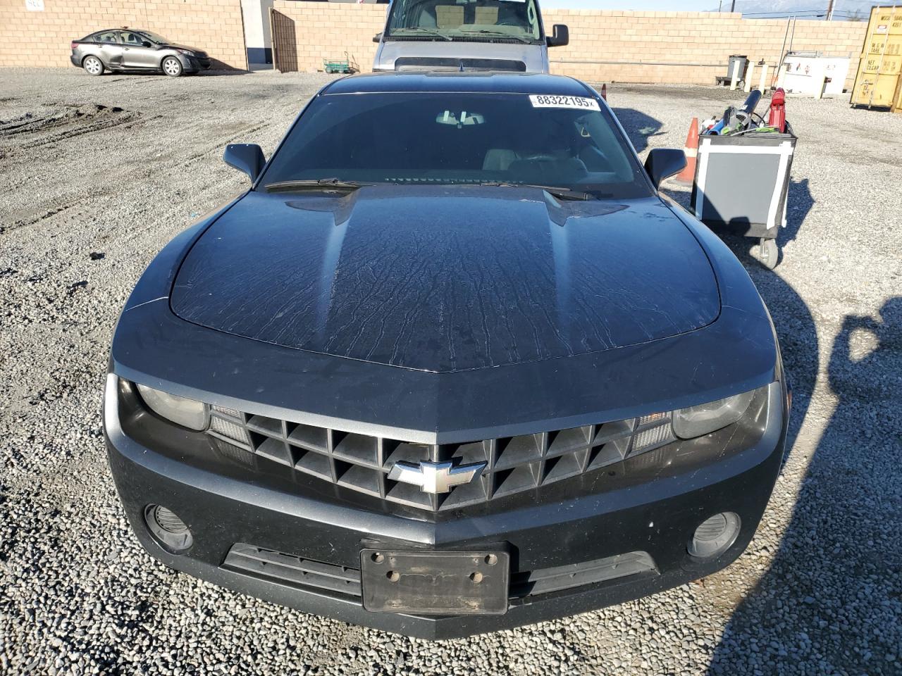 2013 Chevrolet Camaro VIN 2G1FA1E34D9165425 Copart auction photo, side / rear end damage thumbnail 5