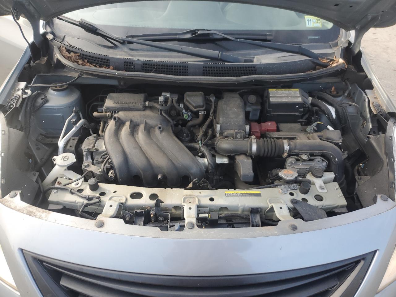 2013 Nissan Versa VIN 3N1CN7AP8DL843183 Copart auction photo, side / minor dent/scratches damage thumbnail 11