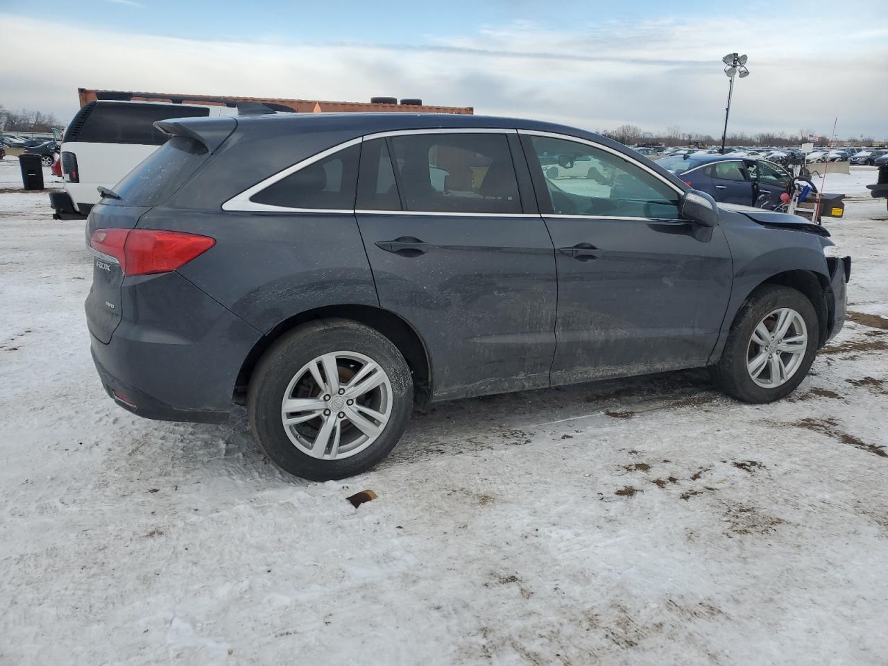 2014 Acura RDX VIN 5J8TB4H33EL008985 Copart auction photo, front end / minor dent/scratches damage thumbnail 3