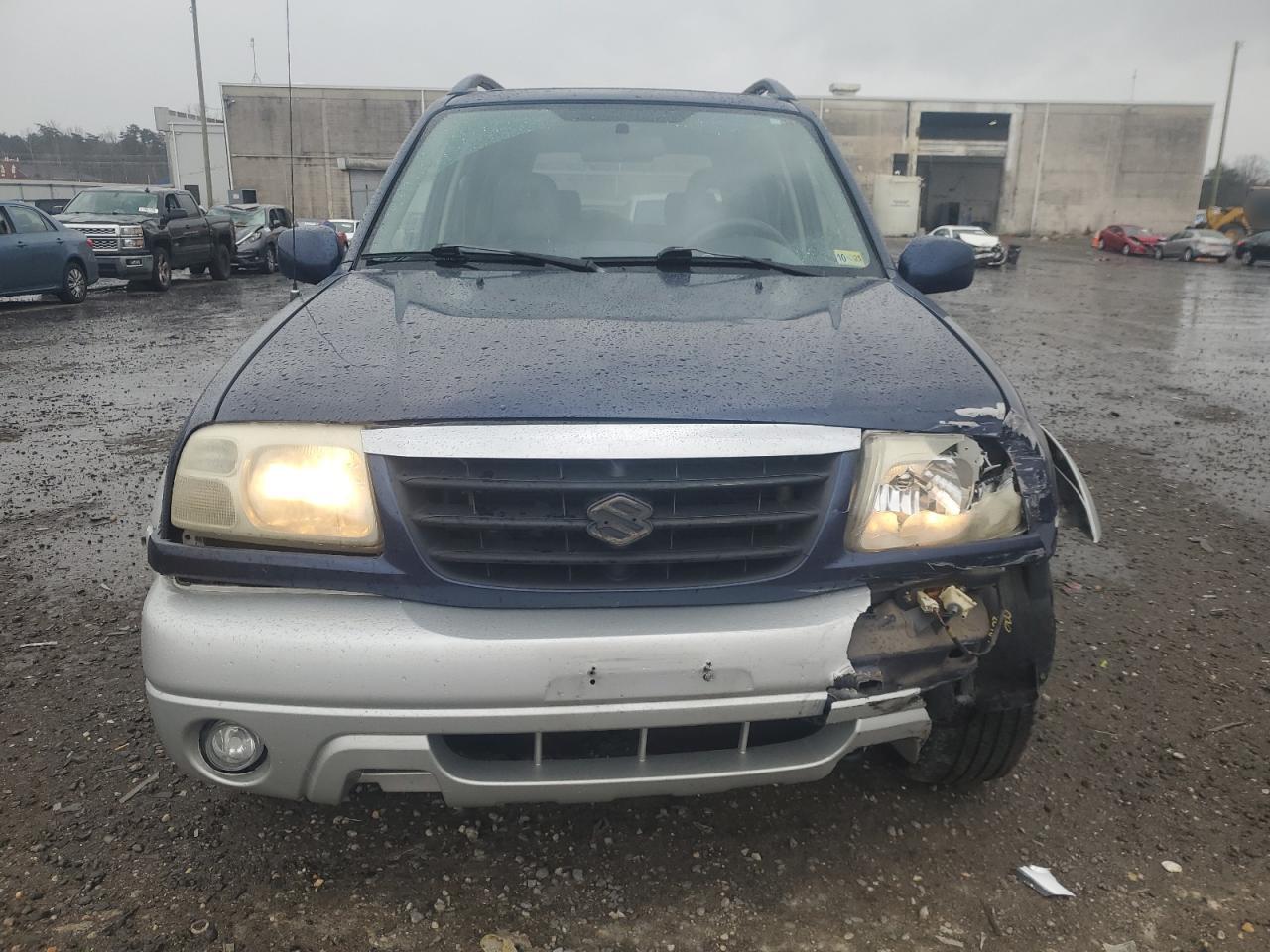 2003 Suzuki Grand Vitara VIN JS3TD62V934105020 Copart auction photo, front end / minor dent/scratches damage thumbnail 5