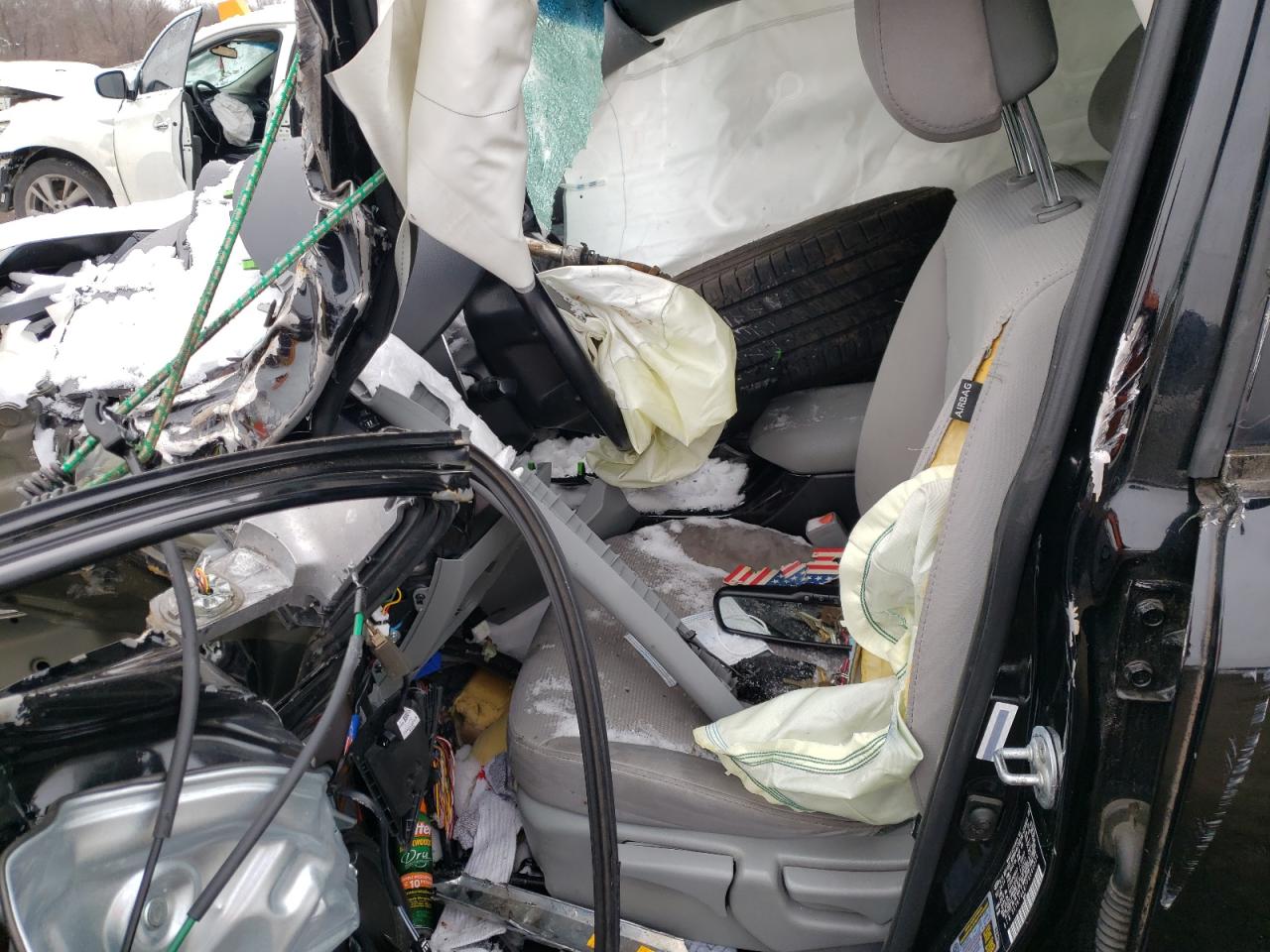 2015 KIA Sorento VIN 5XYKT4A67FG640834 Copart auction photo, all over damage thumbnail 7