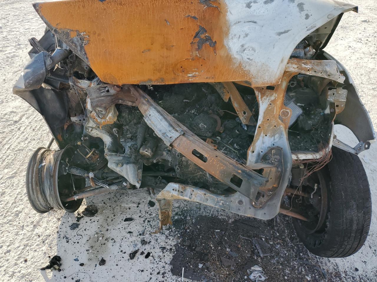 2011 KIA Soul VIN KNDJT2A10B7347451 Copart auction photo, burn / all over damage thumbnail 12