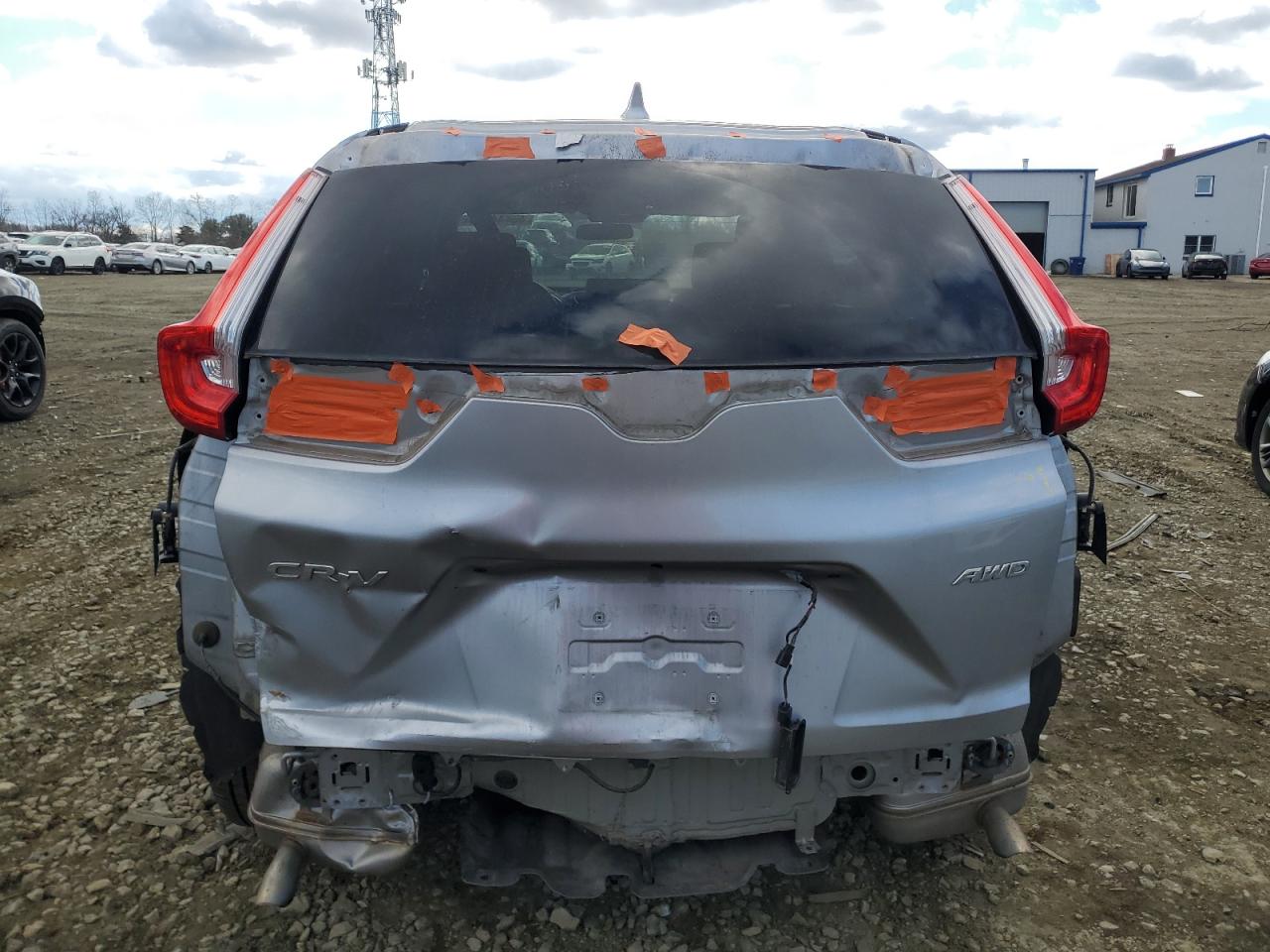 2018 Honda CR-V VIN 2HKRW2H57JH667363 Copart auction photo, rear end damage thumbnail 6