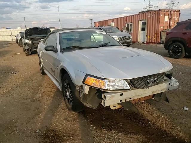 2003 Ford Mustang VIN 1FAFP44403F314586 Copart auction photo, front end / minor dent/scratches damage thumbnail 10