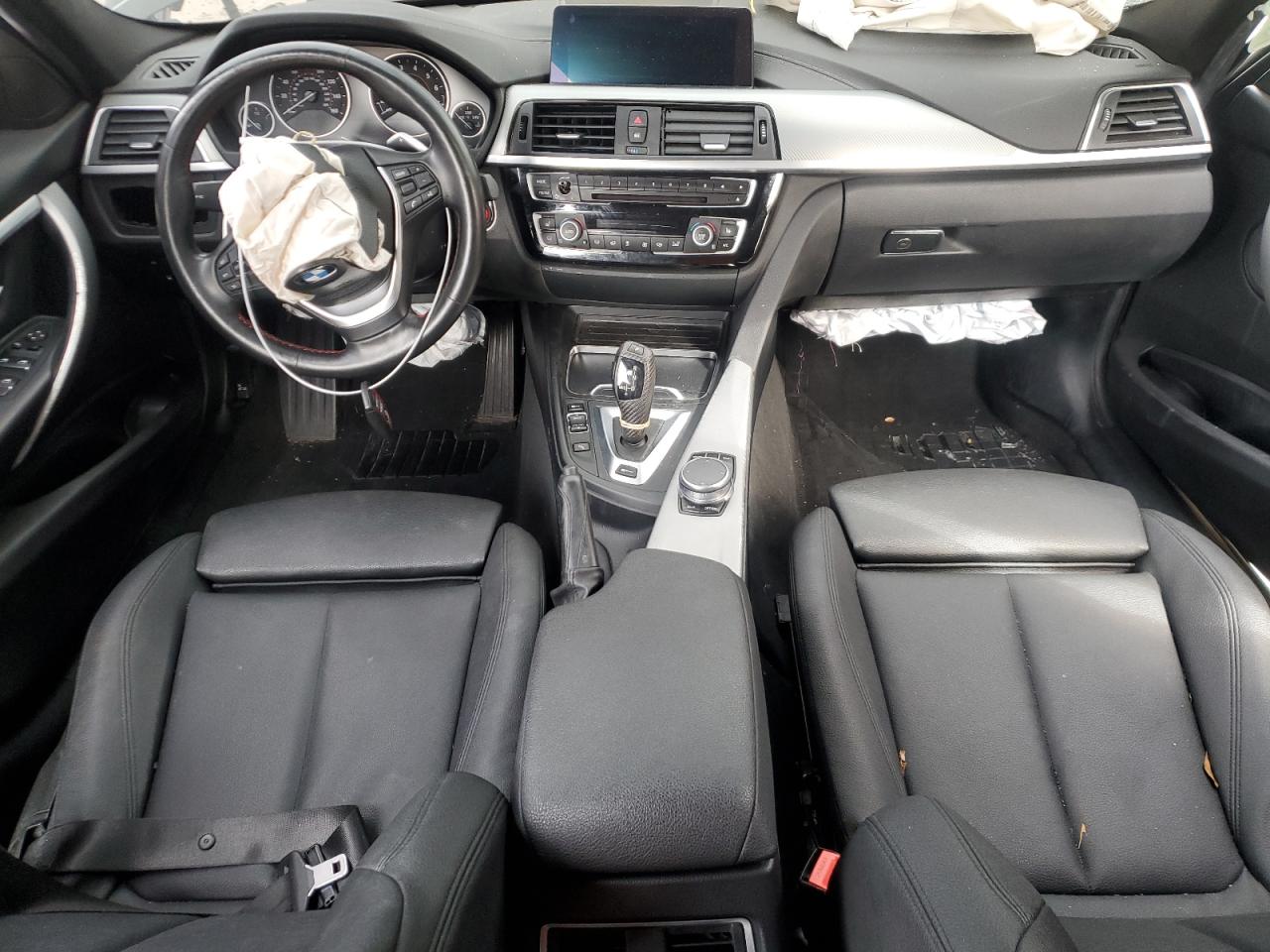 2018 BMW 3er VIN WBA8E1C54JA178343 Copart auction photo, front end / top/roof damage thumbnail 8