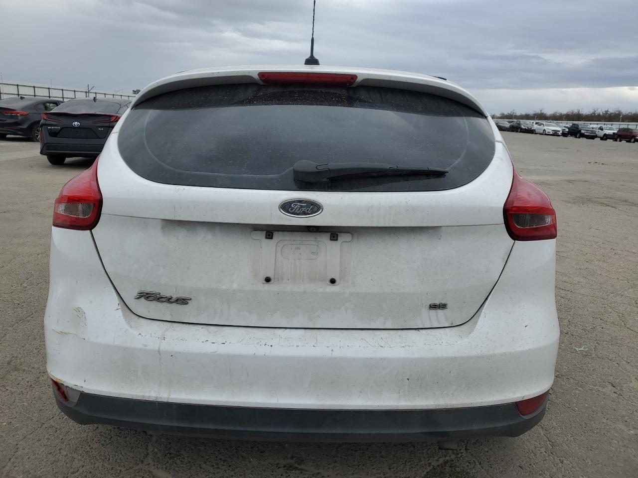 2017 Ford Focus VIN 1FADP3K28HL223903 Copart auction photo, front end damage thumbnail 6