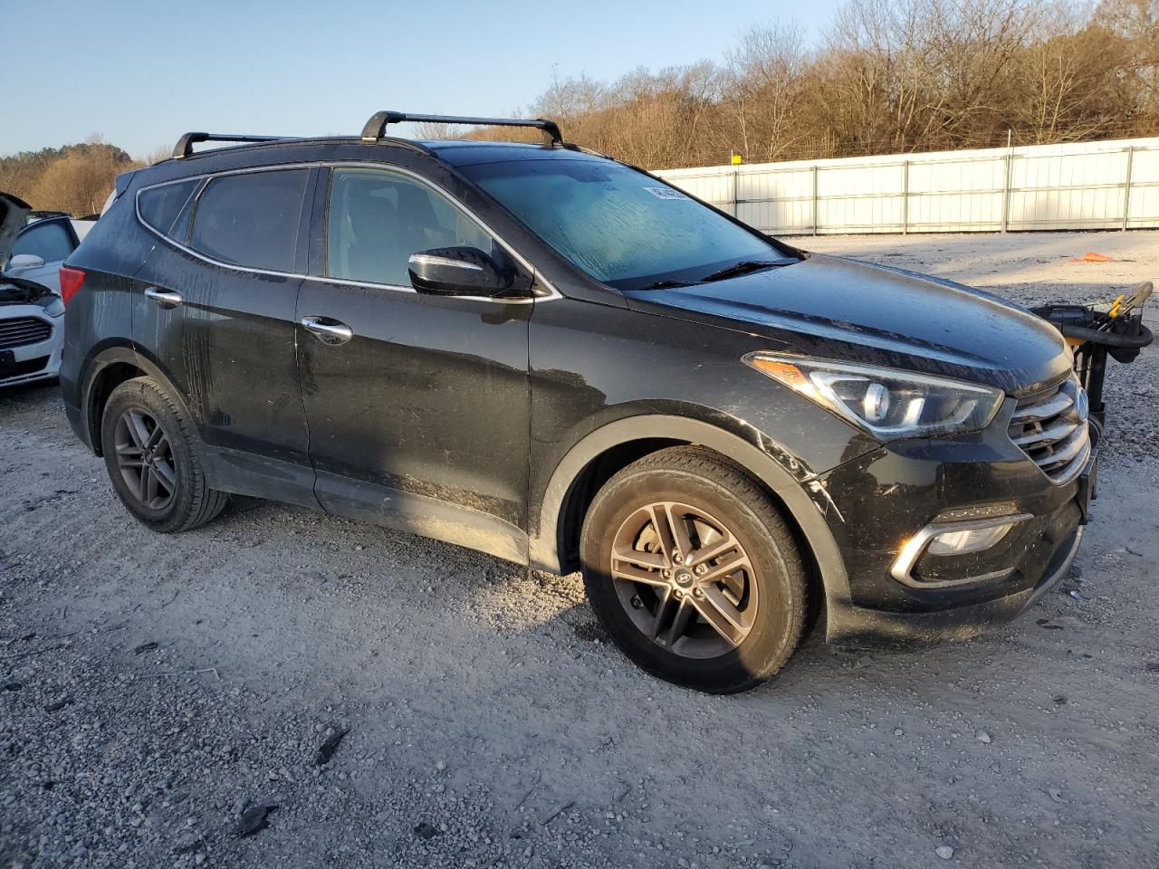 2017 Hyundai Santa Fe VIN 5NMZU3LB1HH014768 Copart auction photo, front end / mechanical damage thumbnail 4