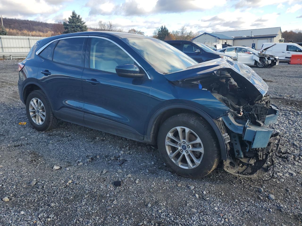 2020 Ford Escape VIN 1FMCU9G67LUB37431 Copart auction photo, front end damage thumbnail 4
