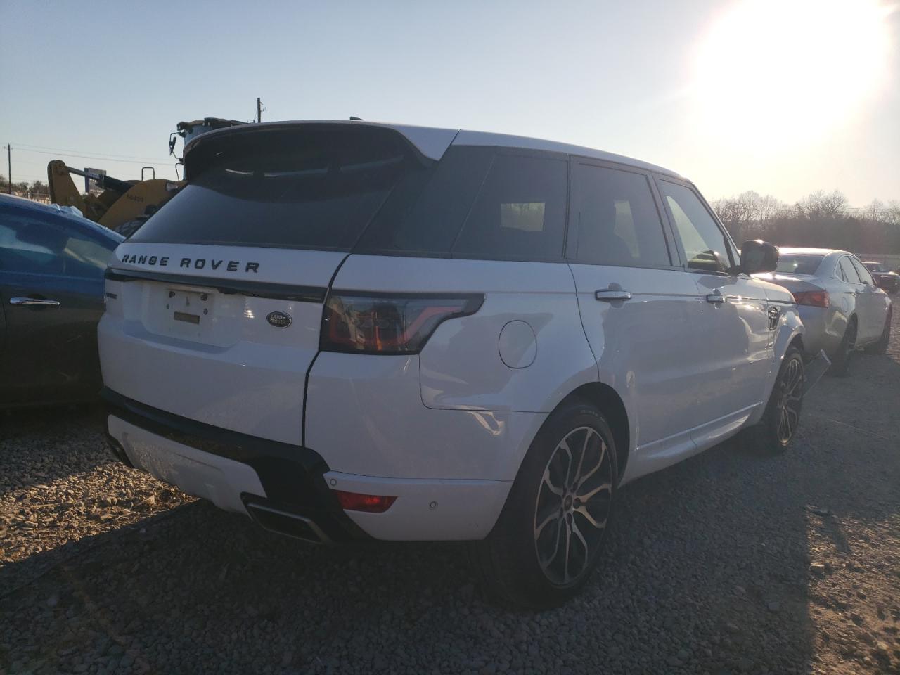 2019 Land Rover Range Rover VIN SALWV2SV4KA847559 Copart auction photo, front end damage thumbnail 3