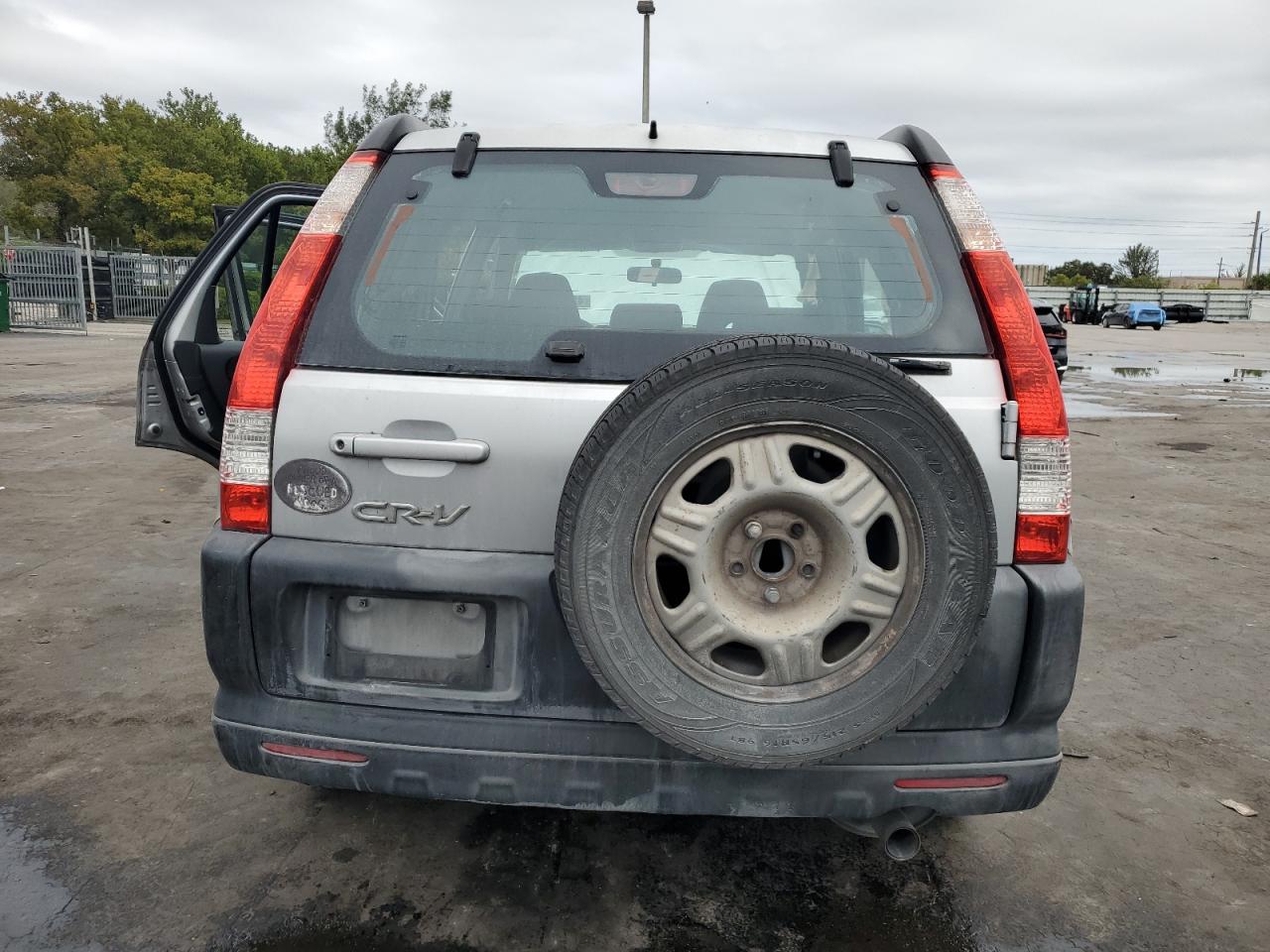 2005 Honda CR-V VIN SHSRD68505U306423 Copart auction photo, side damage thumbnail 6