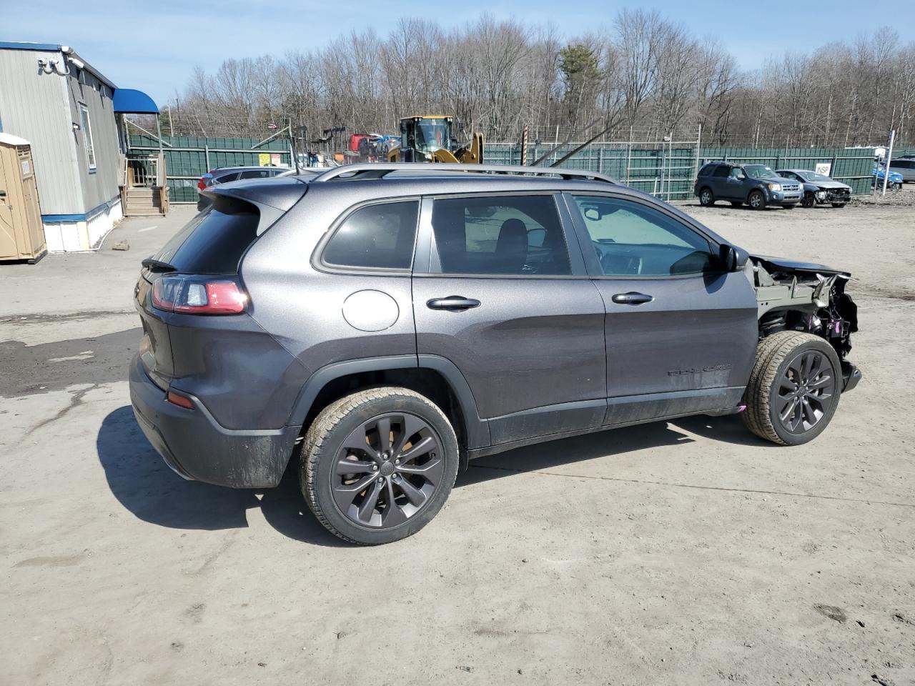 2021 Jeep Grand Cherokee VIN 1C4PJMMX2MD213556 Copart auction photo, front end damage thumbnail 3