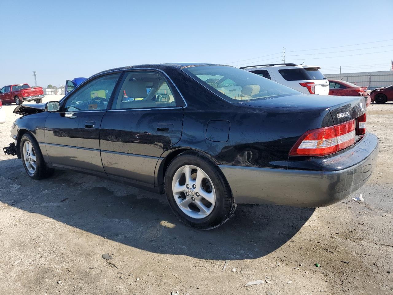 2000 Lexus ES VIN JT8BF28G0Y5078635 Copart auction photo, front end damage thumbnail 2