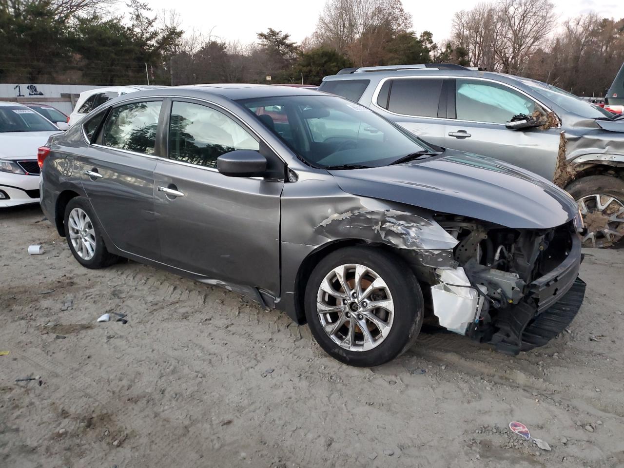 2017 Nissan Sentra VIN 3N1AB7AP7HY307110 Copart auction photo, front end damage thumbnail 4