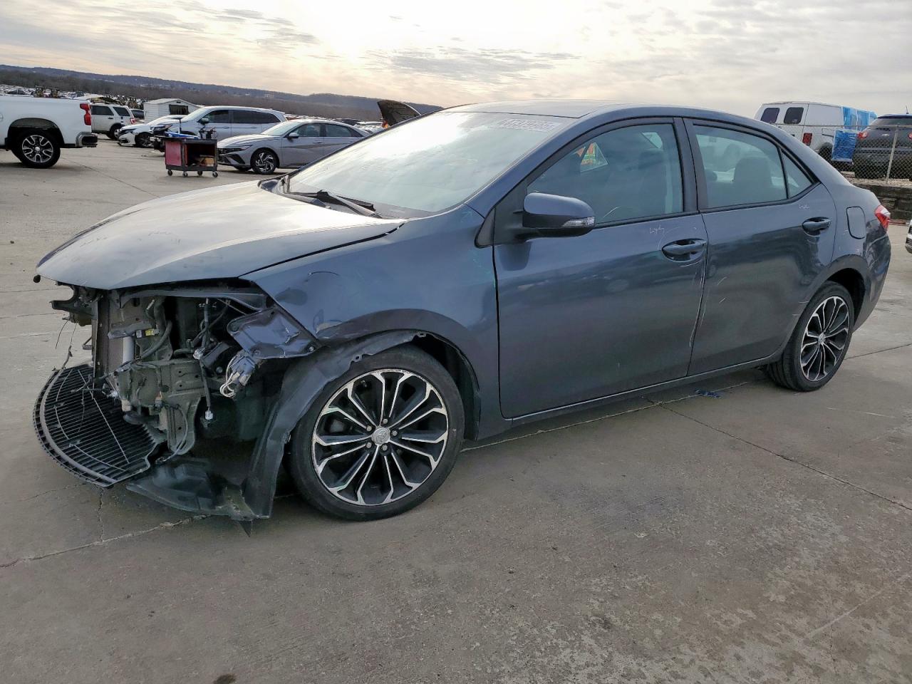 2016 Toyota Corolla VIN 5YFBURHE9GP487927